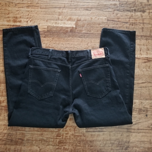 Levi's 505 Jeans - Picture 2 of 4